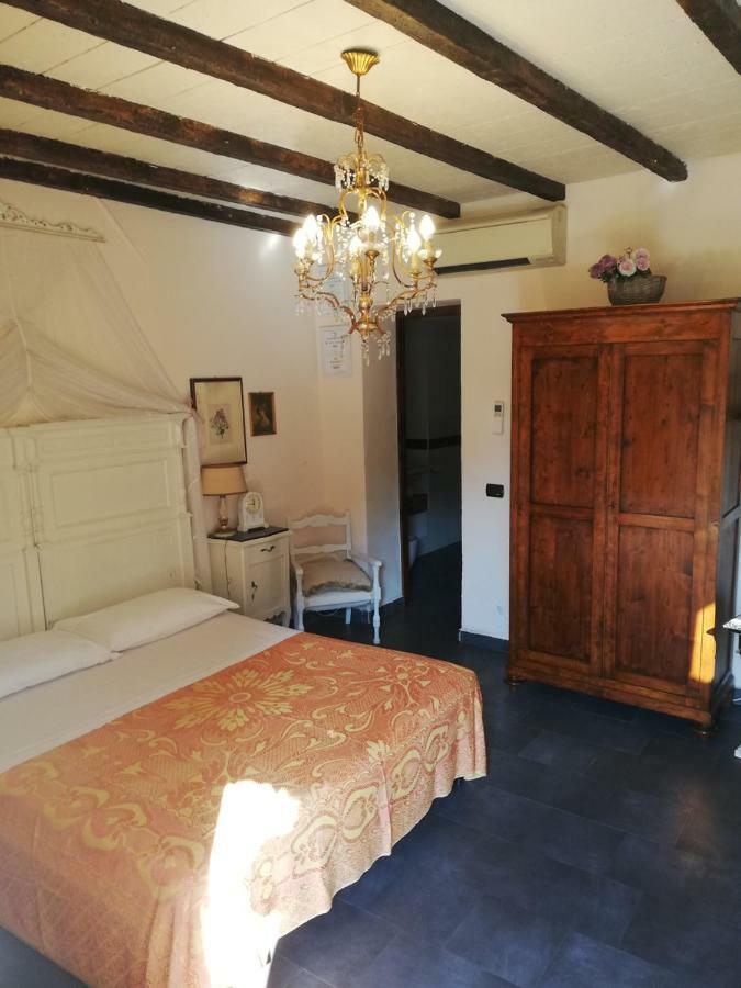 Bed And Breakfast Aurora Sarzana Eksteriør billede